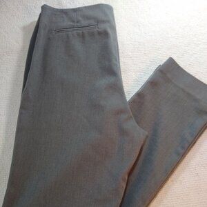 Luxe by Eric Signature size 8  Women's  Dress Pants  gray